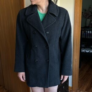 Gently used ladies Forecaster coat size 6